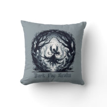 Donker gezicht in magisch bos