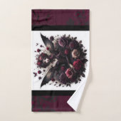 Donker Gotisch Bos Fairy Bloemen Rozen Bourgondië Bad Handdoek (Handdoek)
