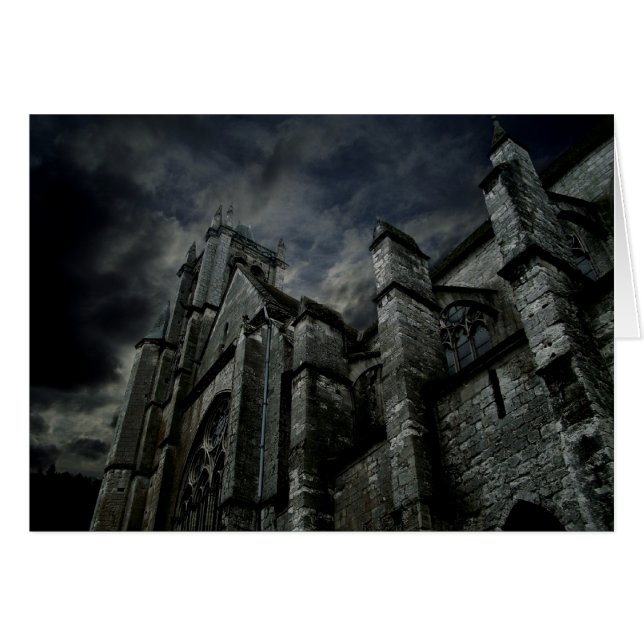 Donker gotische kathedraal (Voorkant Horizontaal)