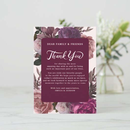 Donker humeurige bordeaux en paarse bloemenbruilof bedankkaart (Staand voorkant)