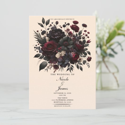 Donker Moody Bloemen Elegant Bloemen Crème Bruilof Kaart (Staand voorkant)