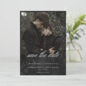 Donker Moody Zwart Satijn Damast Foto Bruiloft Save The Date (Staand voorkant)