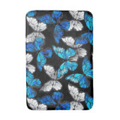 Donker naadloos patroon met blauwe vlinders Morpho Badmat (Voorkant Verticaal)