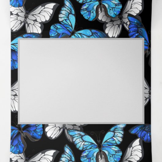 Donker naadloos patroon met blauwe vlinders Morpho Drieluik Uitnodiging (Binnenkant midden)