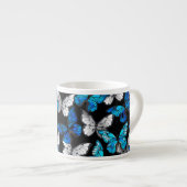 Donker naadloos patroon met blauwe vlinders Morpho Espresso Kop (Voorkant rechts)