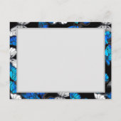 Donker naadloos patroon met blauwe vlinders Morpho Feestdagenkaart (Achterkant)