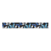 Donker naadloos patroon met blauwe vlinders Morpho Grosgrain Lint (Voorkant)