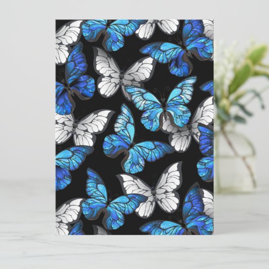 Donker naadloos patroon met blauwe vlinders Morpho Kaart (Staand voorkant)