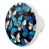 Donker naadloos patroon met blauwe vlinders Morpho Keramische Knop (Rechts)