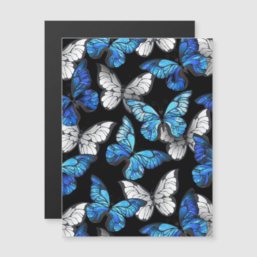 Donker naadloos patroon met blauwe vlinders Morpho Magnetische Uitnodiging (Voorkant / Achterkant)