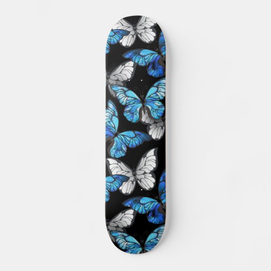 Donker naadloos patroon met blauwe vlinders Morpho Persoonlijk Skateboard (Voorkant)