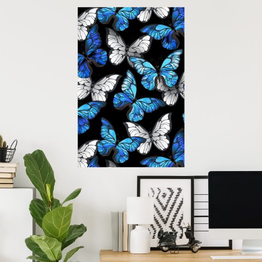 Donker naadloos patroon met blauwe vlinders Morpho Poster (Thuiskantoor)