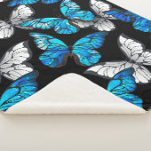 Donker naadloos patroon met blauwe vlinders Morpho Sherpa Deken (3/4)