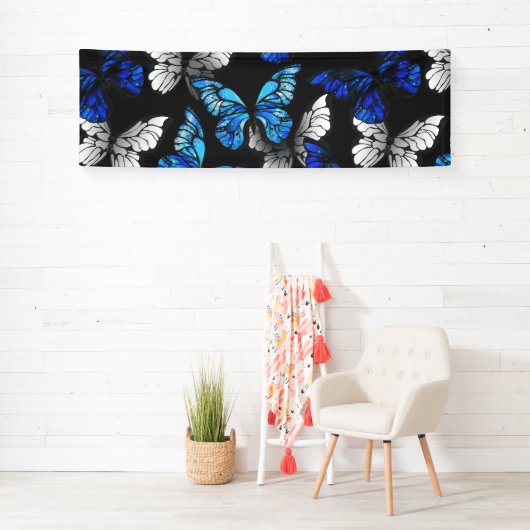 Donker naadloos patroon met blauwe vlinders Morpho Spandoek (Insitu)