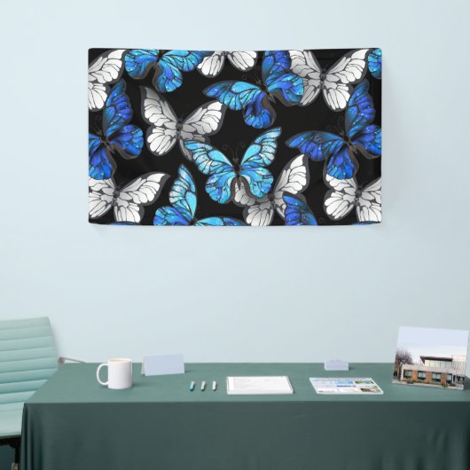 Donker naadloos patroon met blauwe vlinders Morpho Spandoek (Beurs)