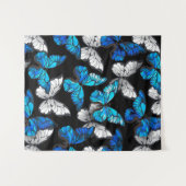 Donker naadloos patroon met blauwe vlinders Morpho Wandkleed (Voorkant (horizontaal))