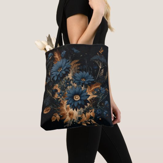 Donker Navy Blauw & Goud Rustiek Bloemen Glam Boho Tote Bag (Dichtbij)