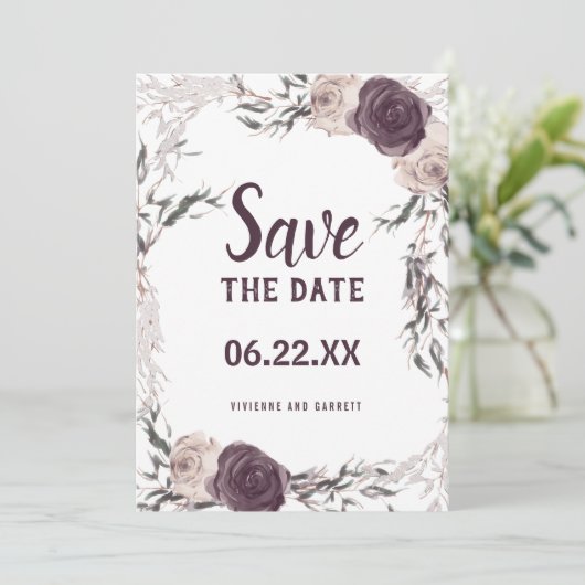 Donker Paarse en Blush Roze Bloemen Bruiloft Save The Date (Staand voorkant)