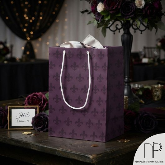 Donker Paarse Fleur de Lis Medium Cadeauzakje