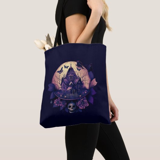 Donker Paarse Gotische spookhuis Tote Bag (Dichtbij)