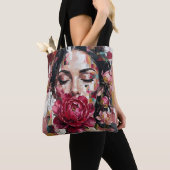 Donker Roze Bloemen Vrouw Tote Bag (Dichtbij)
