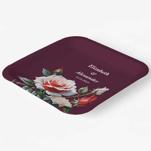 Donker  roze witte rode rozen bloemenbruiloft papieren bordje (Gebogen)