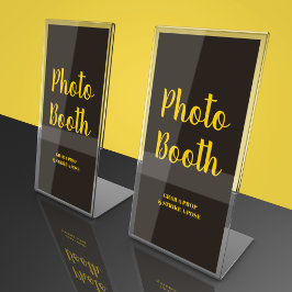 Donker thema bruiloft reclamebord met voetstuk