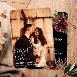 Donker zwart rustieke bloemen paar foto bruiloft save the date