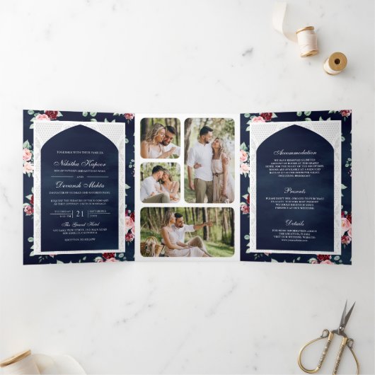 Donkerblauw Bloemen Kant Alles in een Indiase brui Drieluik Uitnodiging (Binnen)