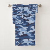 Donkerblauw camouflagepatroon bad handdoek (Insitu)