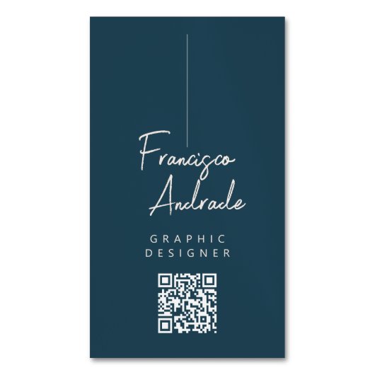 Donkerblauw en crème Minimalistisch Modern Design Magnetisch Visitekaartje (Voorkant Verticaal)