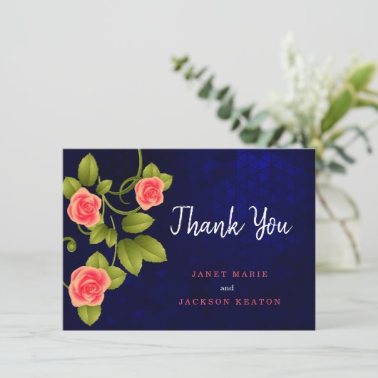 Donkerblauw en koraal Roos bruiloft Bedankkaart (Staand voorkant)