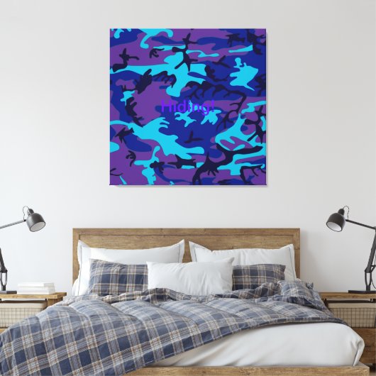 Donkerblauw en Paarse Camo Stretched Canvas Print (Insitu (Slaapkamer))