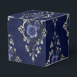 Donkerblauw en zilver victoriaans bloemendamasker bedankdoosjes<br><div class="desc">Prachtige vintage bloemendamaskerpatroon favorietendoos met accenten in donkerblauw en zilver..</div>