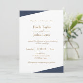 Donkerblauw goudgrijze subtiele strepen bruiloft kaart (Staand voorkant)