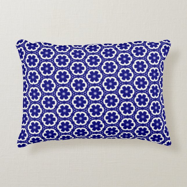 Donkerblauw & Wit Bloemen Accent Kussen (Voorkant)