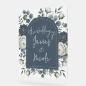 Donkerblauw & wit Modern Bloemengroen Huwelijk Acryl Bord (Hoek)