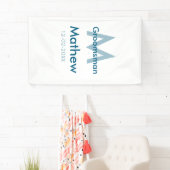 Donkerblauwe bruidsjonker naam letter datum mannel spandoek (Insitu)