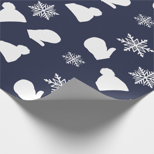 Donkerblauwe feestdag Mittens en kerstPetten Cadeaupapier (Hoek)