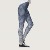 Donkerblauwe legging met een bewolkte lucht (Rechts)