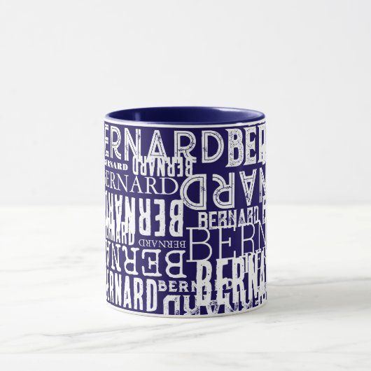 Donkerblauwe Mok met overal herhaalde namen (Midden)