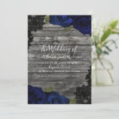 Donkerblauwe Rozen Rustic Wood Black Weddenschap Kaart (Staand voorkant)