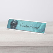 Donkerblauwe schedel met rozen. bureau naambordje (Voorkant)