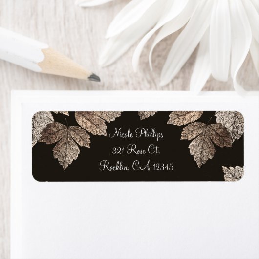 Donkerbruin en gelaatzoolbladeren Uitnodiging Etiket (Insitu)