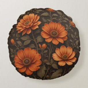 Donkerbruine achtergrond en verbrande oranje bloem rond kussen
