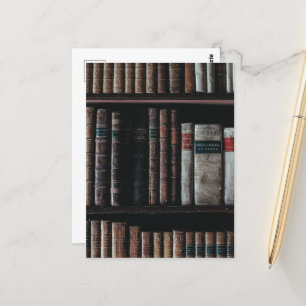 Donkere Academia Esthetische boekenplank Briefkaart