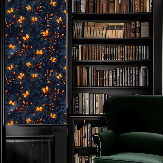 Donkere Academia Kleine Gloeiende Vlinders op Blau Behang (Dark Academia Small Glowing Butterflies on Blue Wallpaper in a library.)