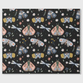 Donkere Academia Moth Floral in het zwart Cadeaupapier (Vlak)