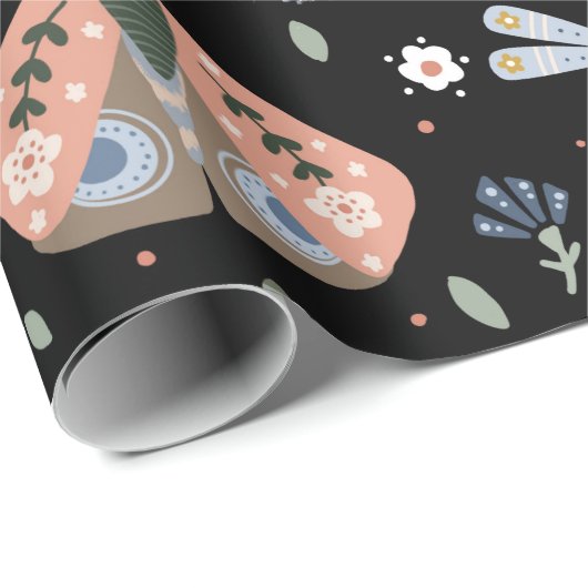 Donkere Academia Moth Floral in het zwart Cadeaupapier (Rol Hoek)