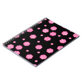 Donkere achtergrond heldere gestileerde roze bloem notitieboek (Linkerzijde)